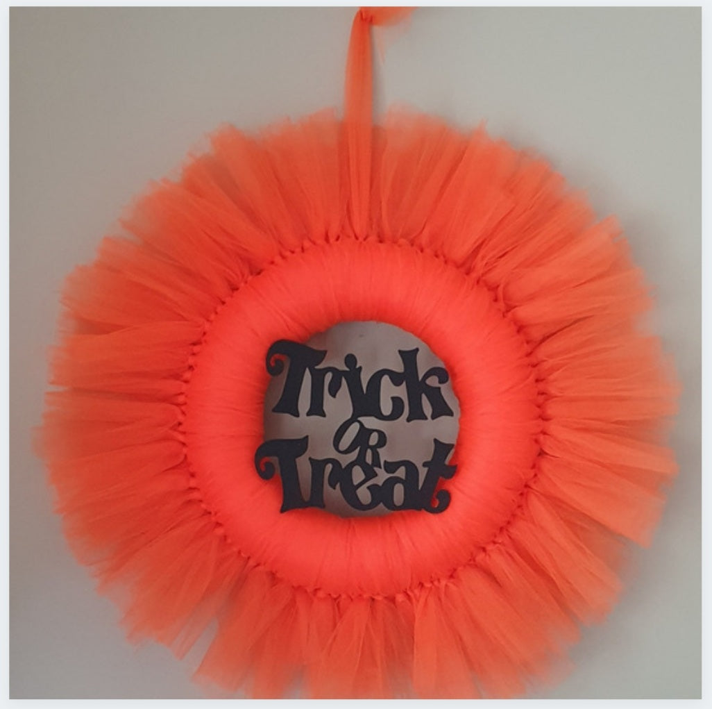 Halloween Trick or Treat light up wreath